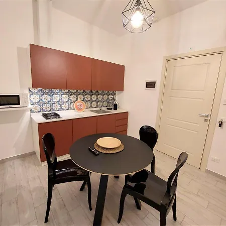 Leone Apartments Palermo Esterno foto