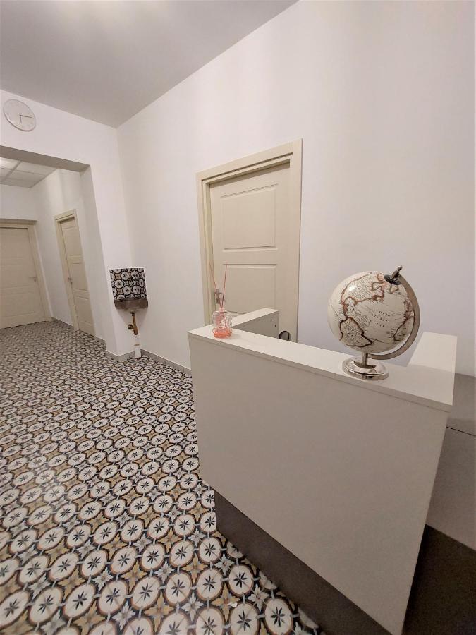 Leone Apartamento